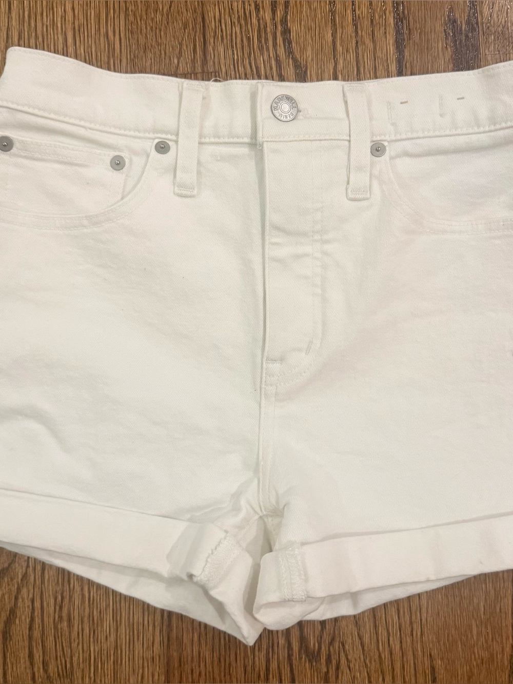 Madewell Off-White High-Rise Denim Shorts size 26